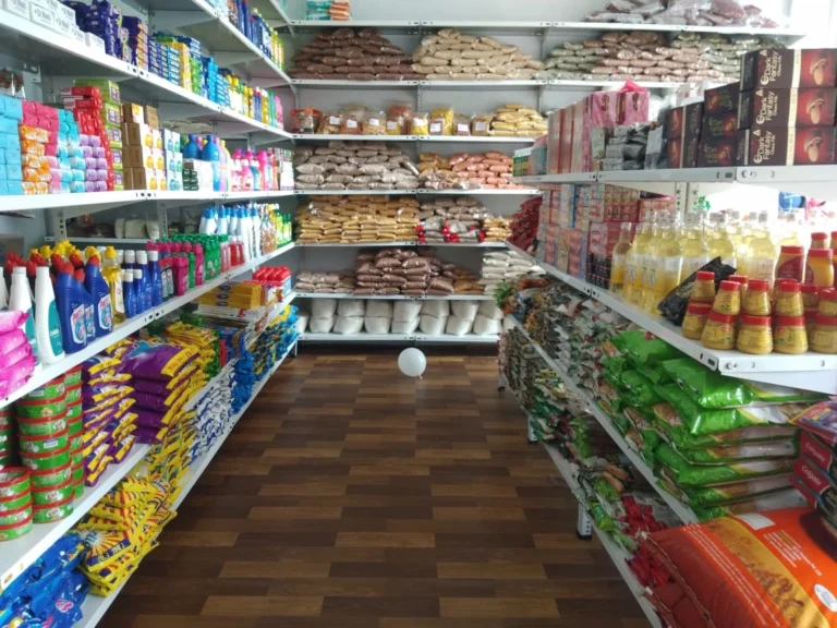 Choosing the Right Rack: A Guide to Supermarket, Display, and Warehouse Racks